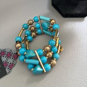 Paparazzi Turquoise and Gold Beaded Bracelet